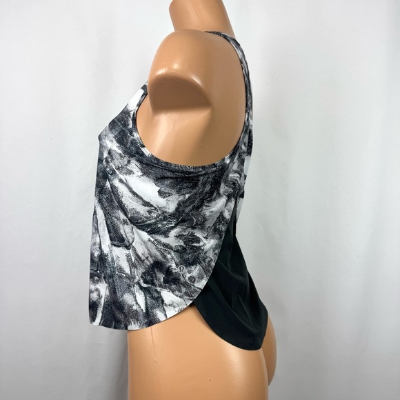 Lululemon Swift Ventilated Racerback Running Tank Top Sz 2 Black/White High Neck - Picture 7 of 13